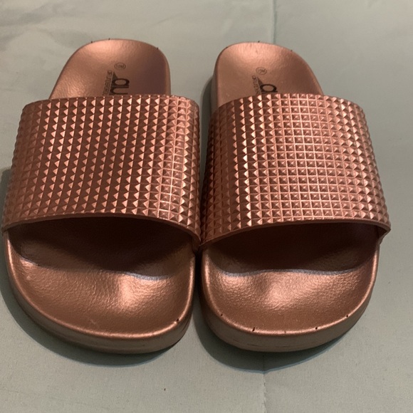 au underground slides - Picture 4 of 4